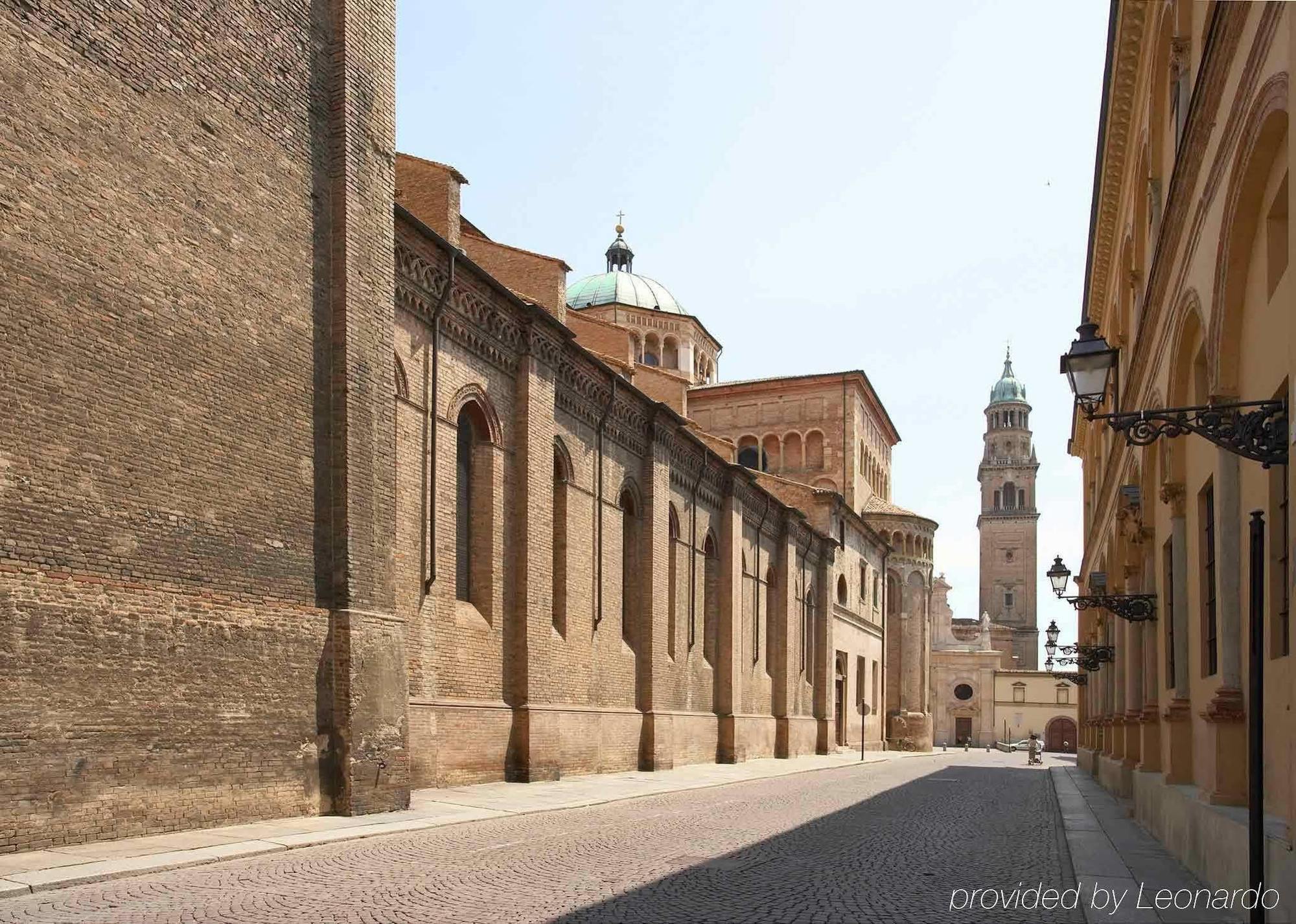 Mercure Parma Stendhal Hotel Exterior photo